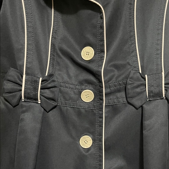 Kensie Black Trench Coat with Cream Piping
#17 - Picture 4 of 6